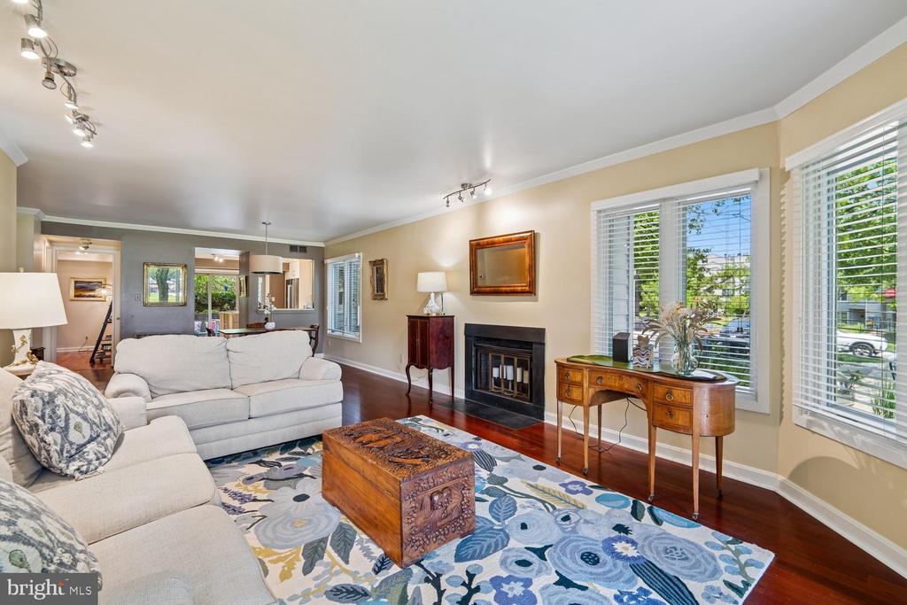 7048 HARBOUR VILLAGE COURT Unit: T2