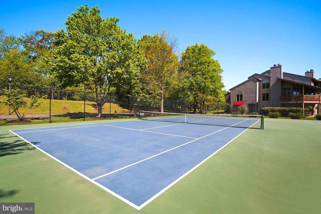 7048 HARBOUR VILLAGE COURT Unit: T2