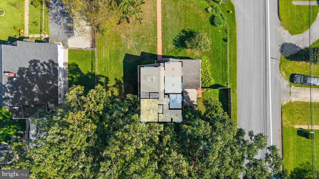 1301 DAMASCUS STREET