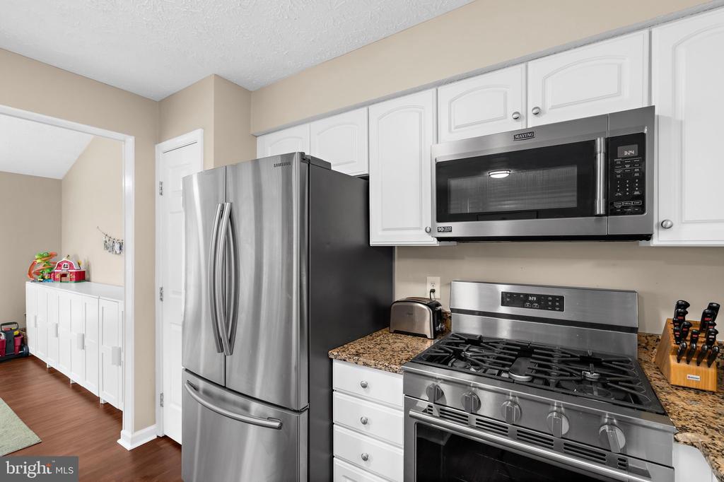 779 PINE DRIFT DRIVE
