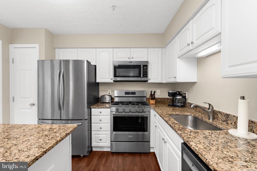 779 PINE DRIFT DRIVE