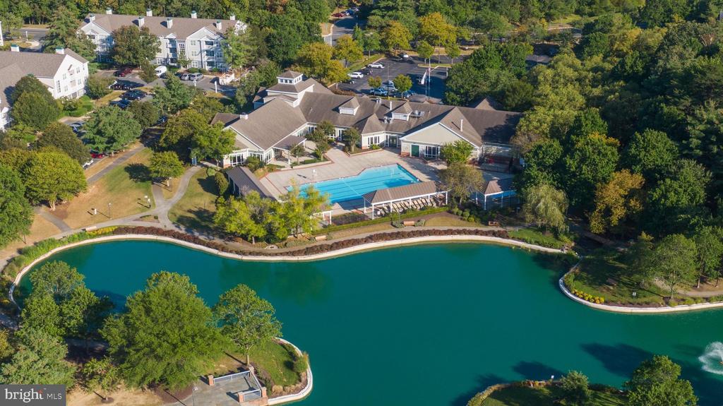 779 PINE DRIFT DRIVE