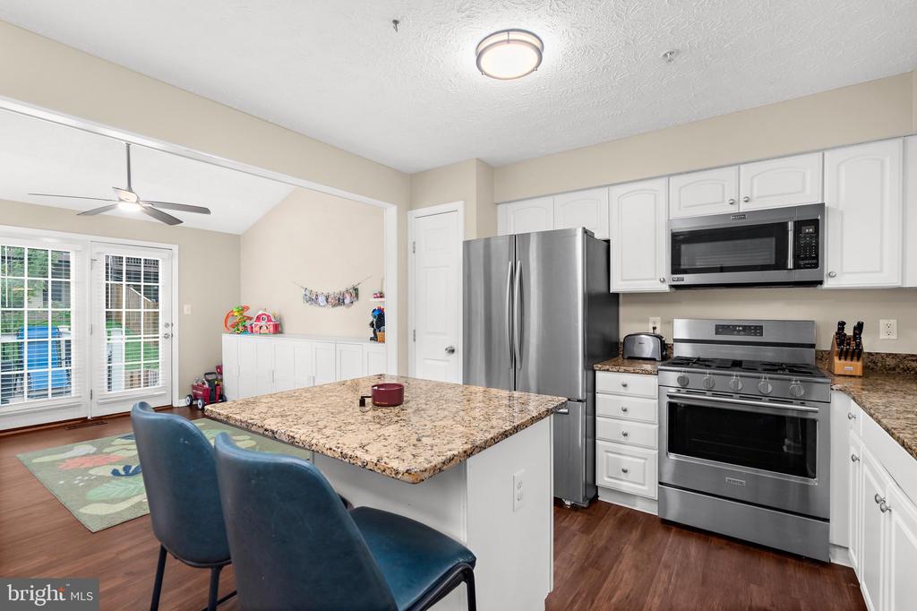 779 PINE DRIFT DRIVE
