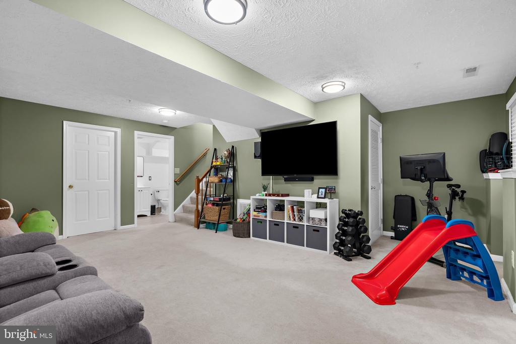 779 PINE DRIFT DRIVE