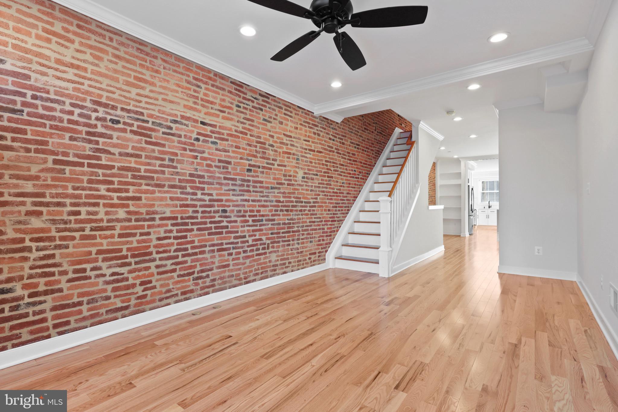 119 E Randall St