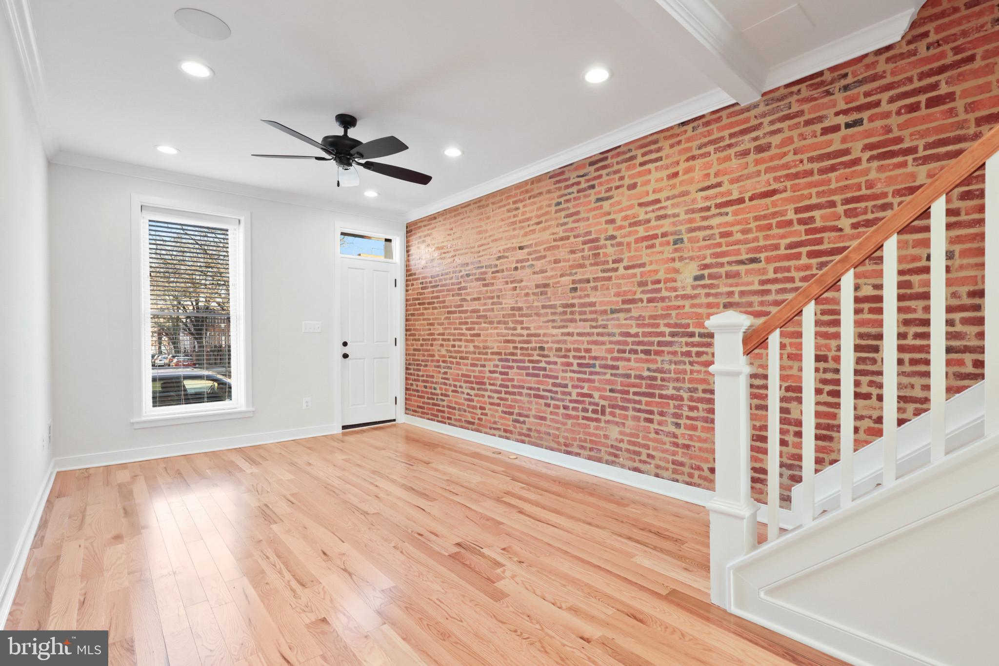 119 E Randall St