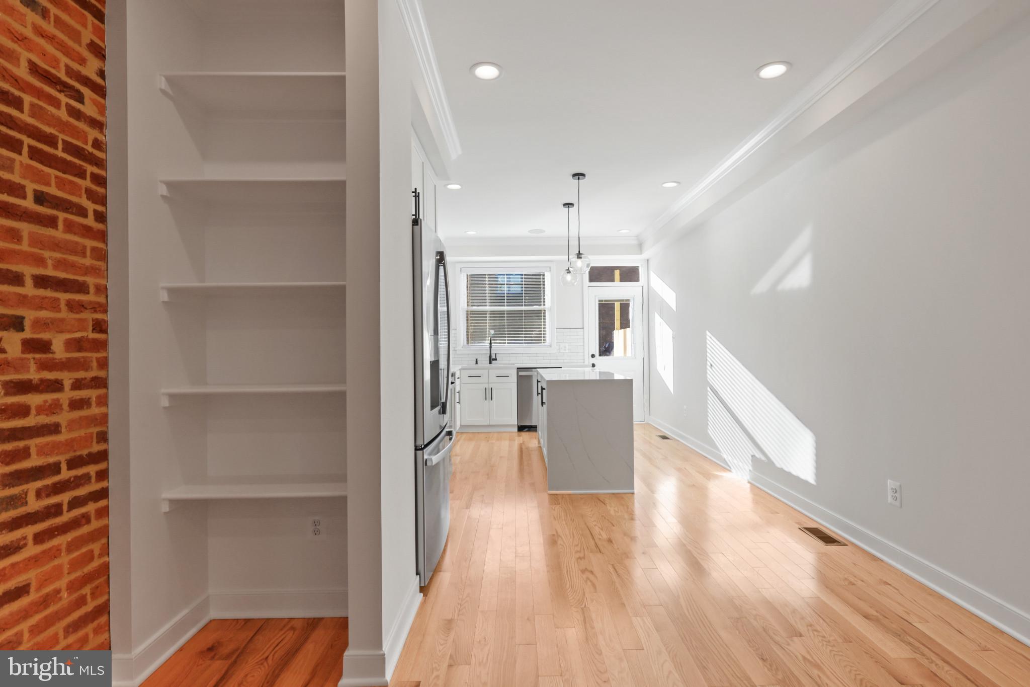 119 E Randall St