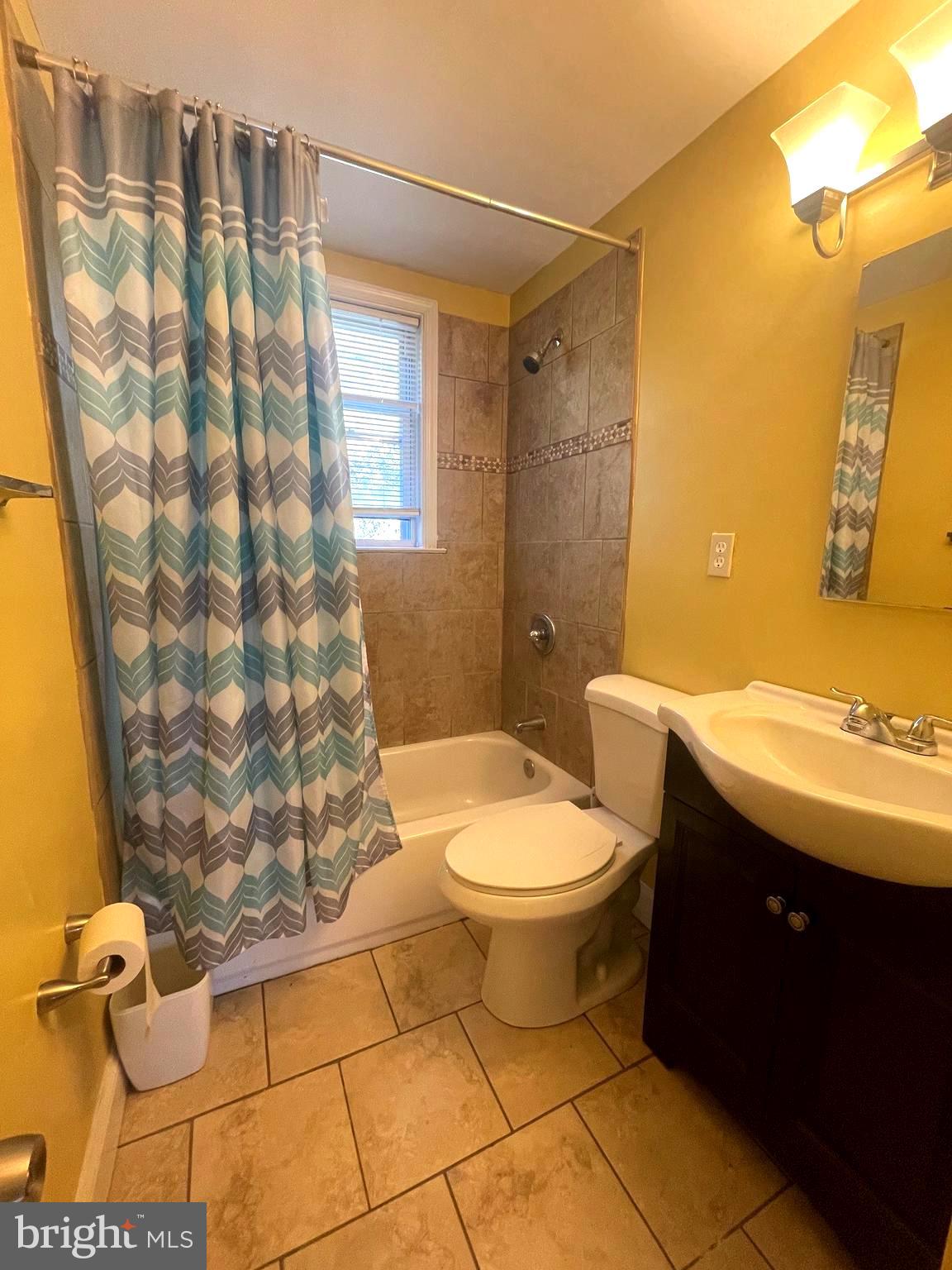 2858 Bookert Dr