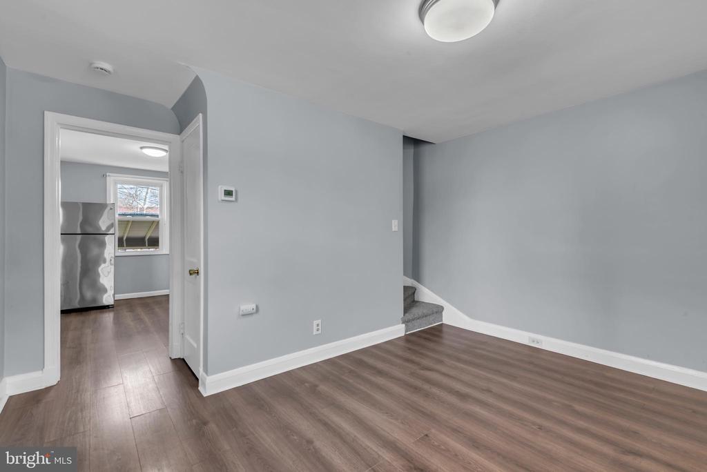 2737 BOOKERT DRIVE