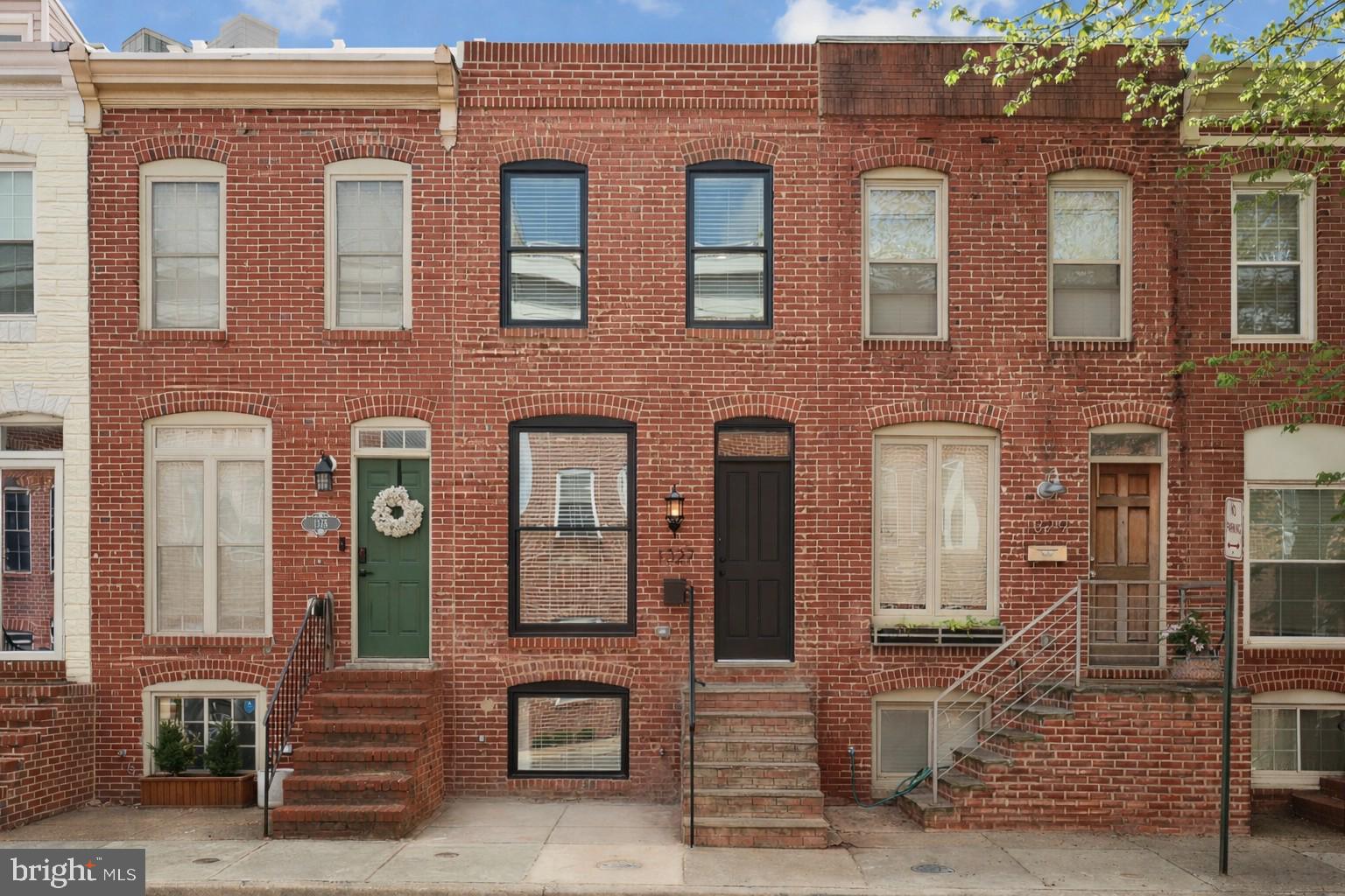 1327 RICHARDSON STREET