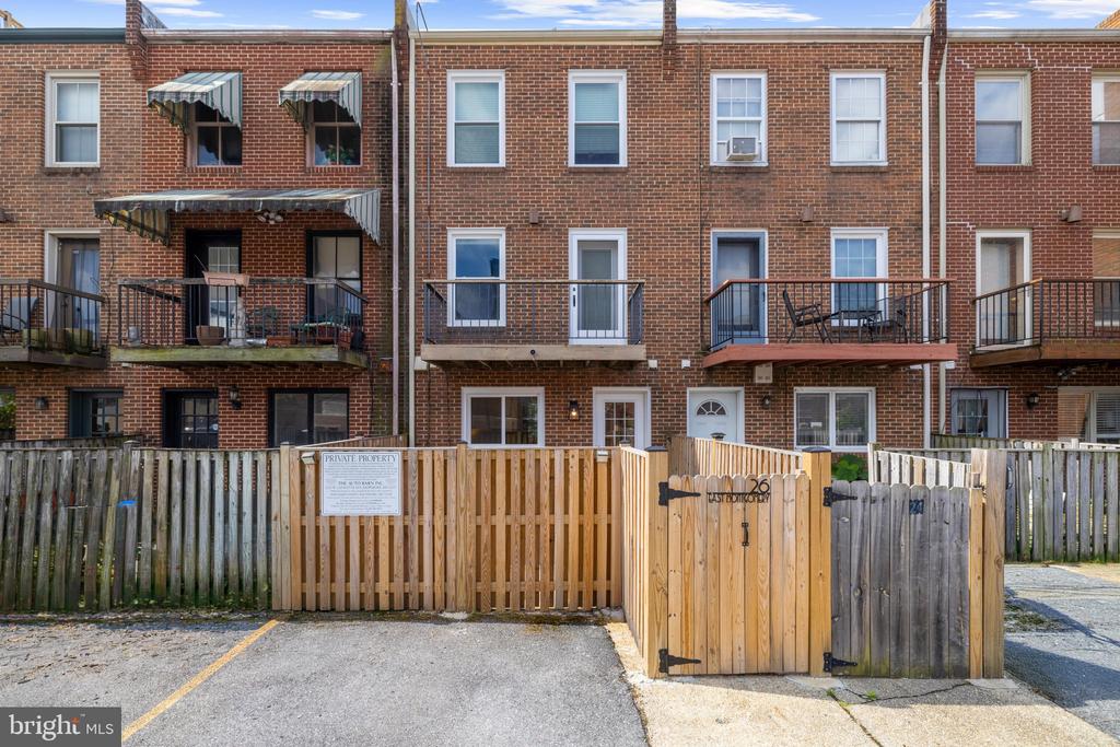 26 E MONTGOMERY STREET