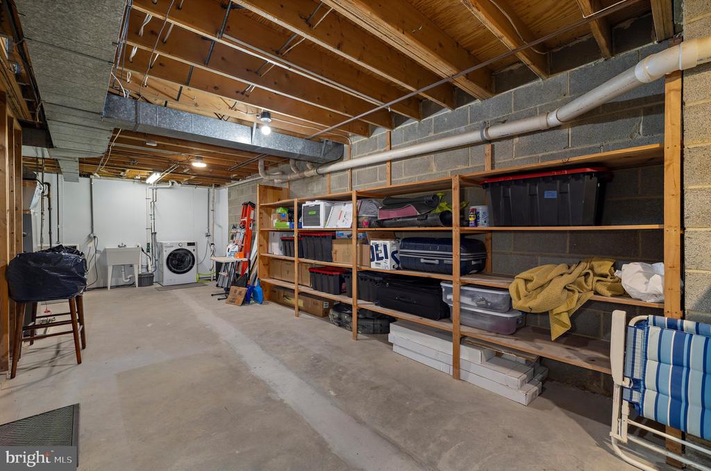 26 E MONTGOMERY STREET