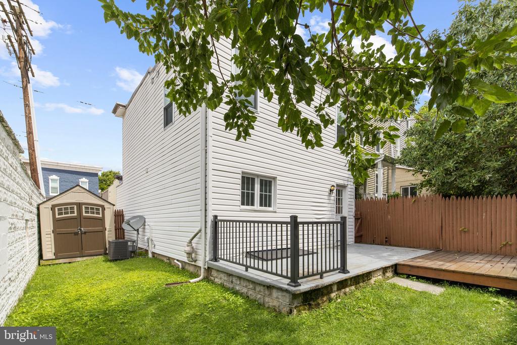 1205 UNION AVENUE