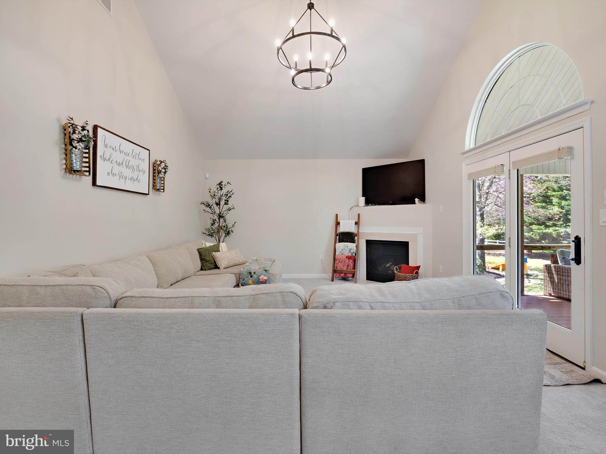 4225 Tupelo Ct