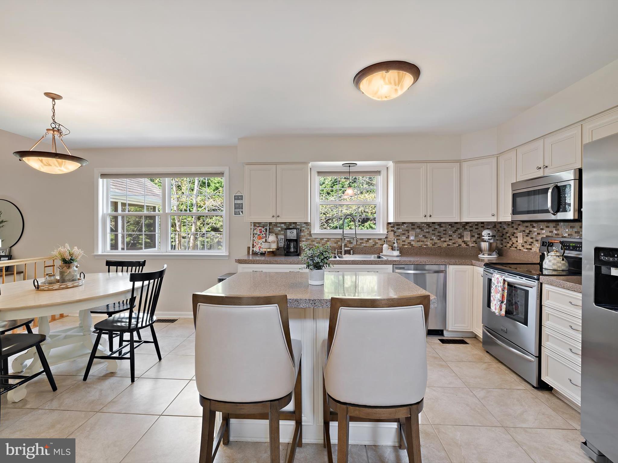 4225 Tupelo Ct