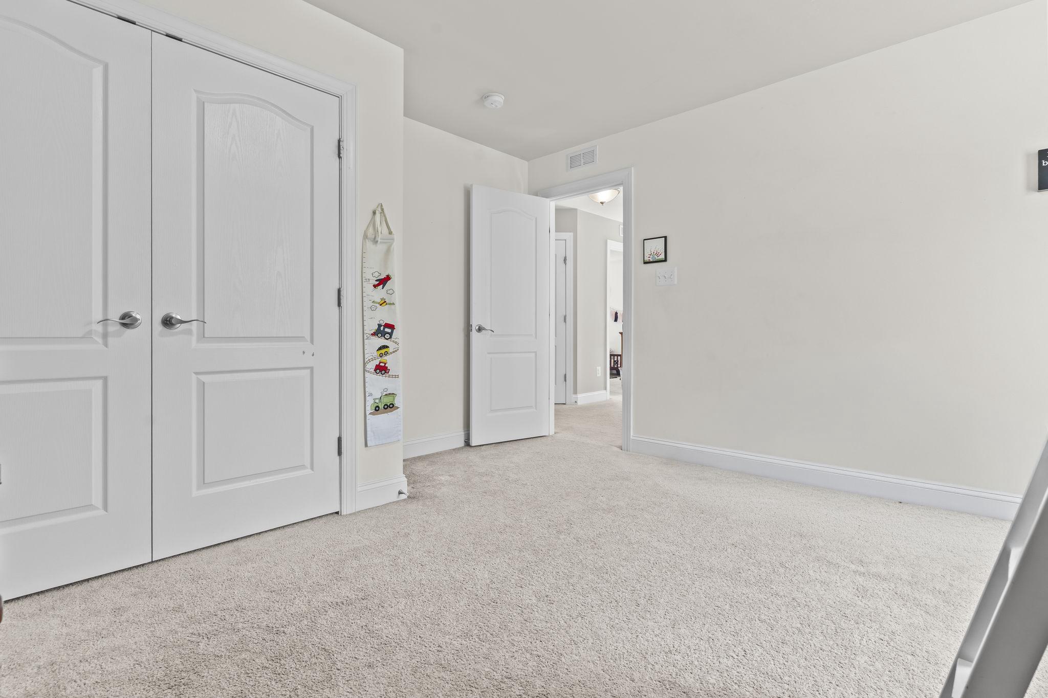 1905 RESTING RIDGE LANE