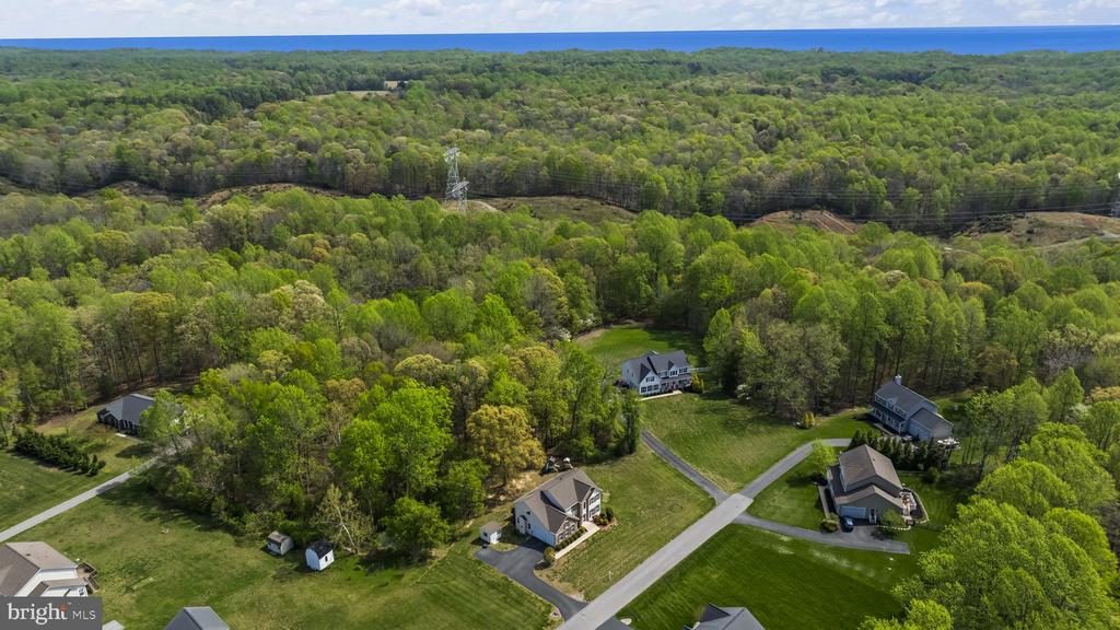 1905 RESTING RIDGE LANE
