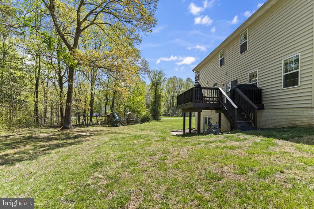 1905 RESTING RIDGE LANE
