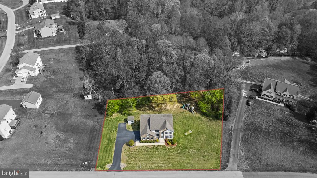 1905 RESTING RIDGE LANE