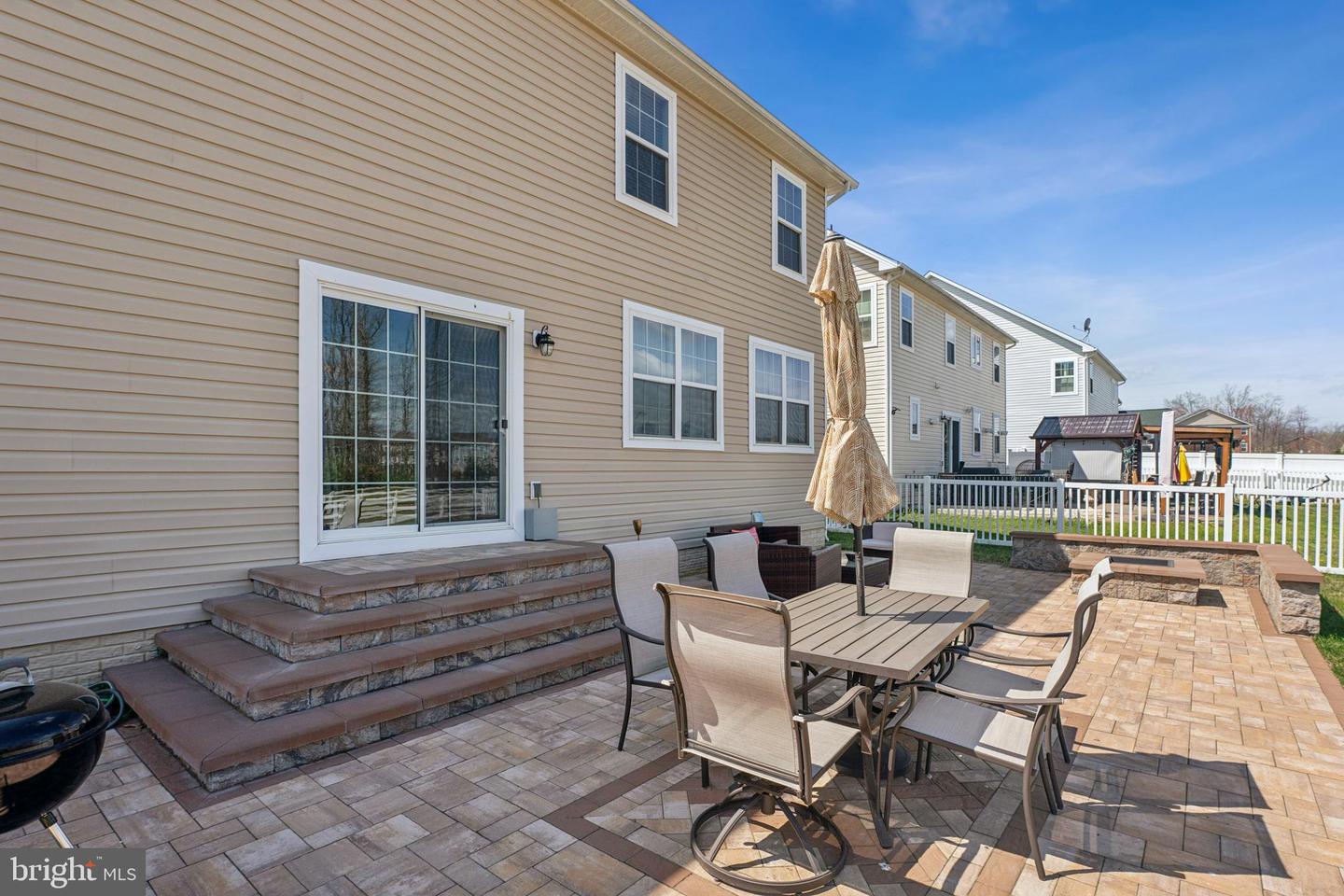 11320 Sierra Ln
