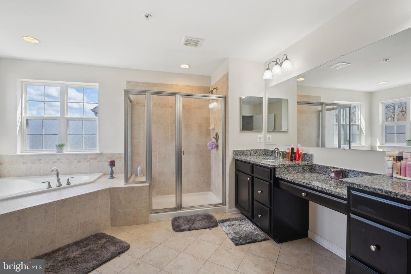 11320 Sierra Ln
