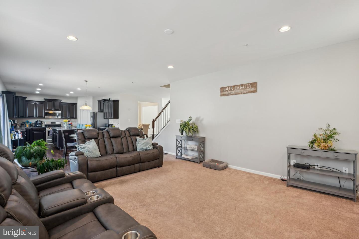 11320 Sierra Ln