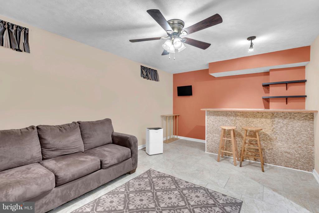 9203 Ridgefield Cir