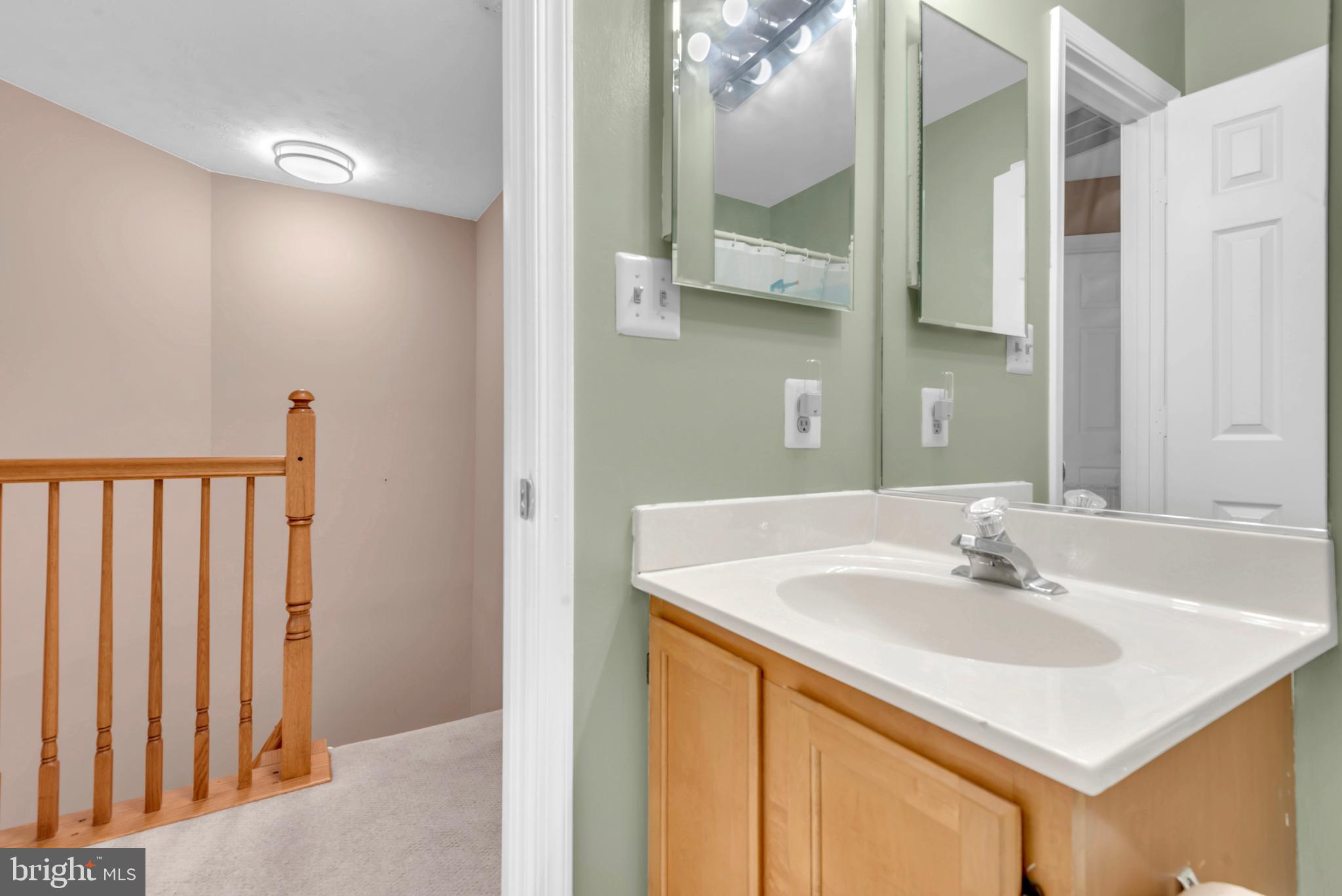 9203 Ridgefield Cir