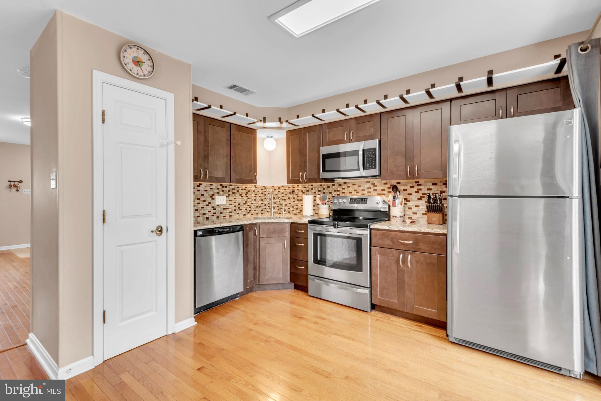 9203 Ridgefield Cir