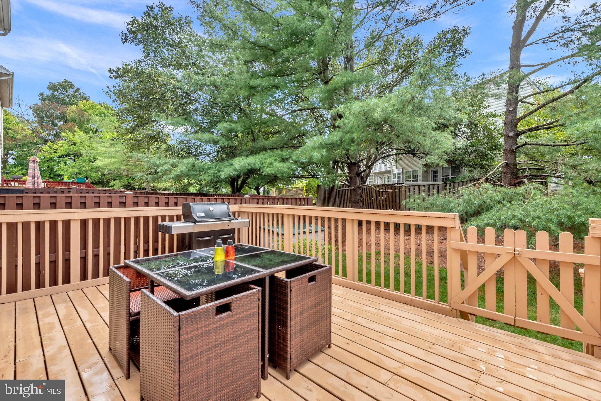 9203 Ridgefield Cir