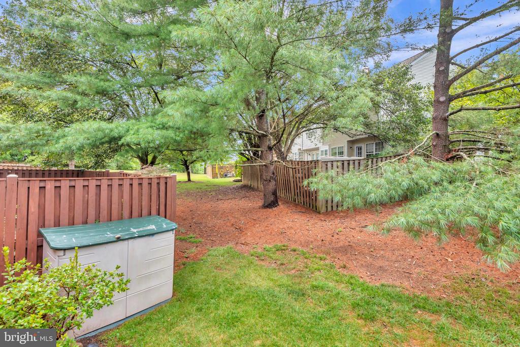 9203 Ridgefield Cir