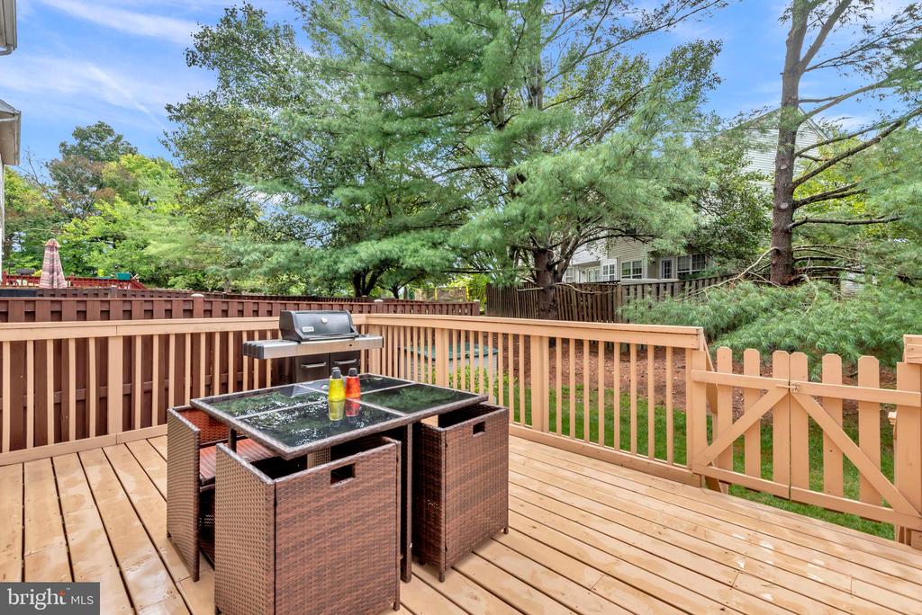 9203 Ridgefield Cir