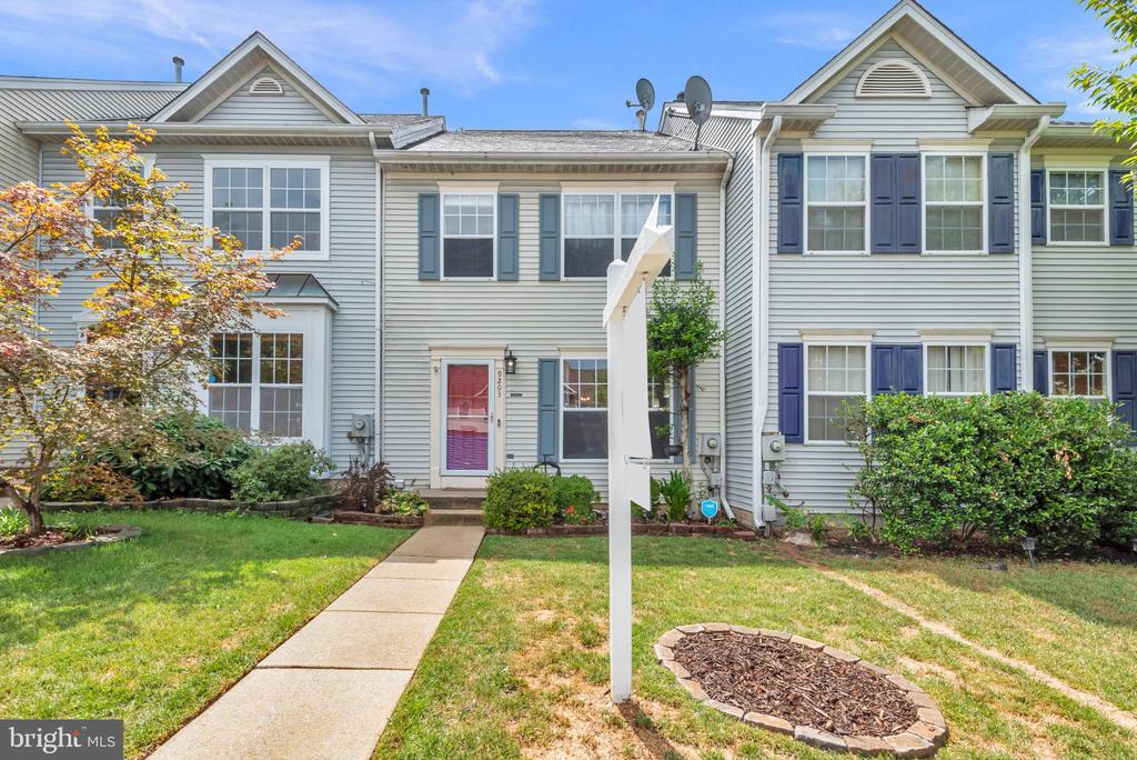 9203 Ridgefield Cir