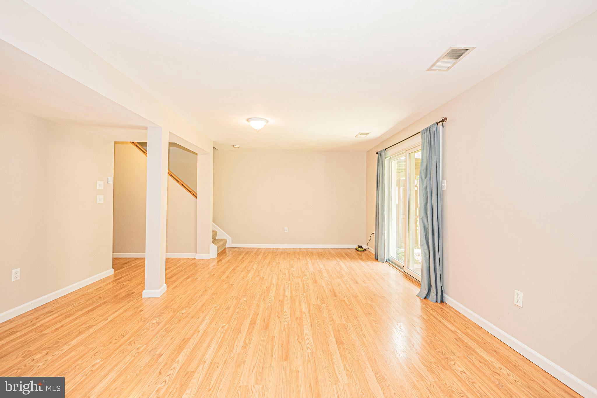 9293 LAPWING COURT