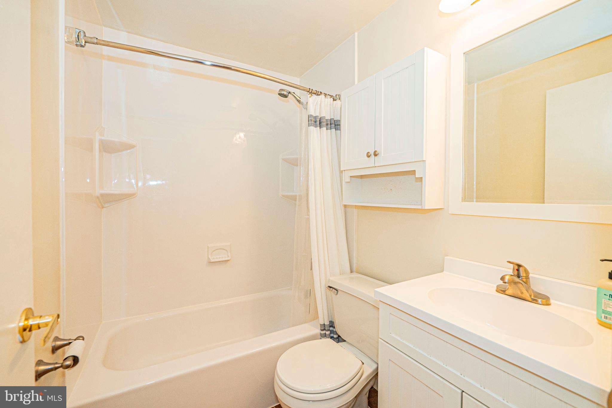 9293 LAPWING COURT
