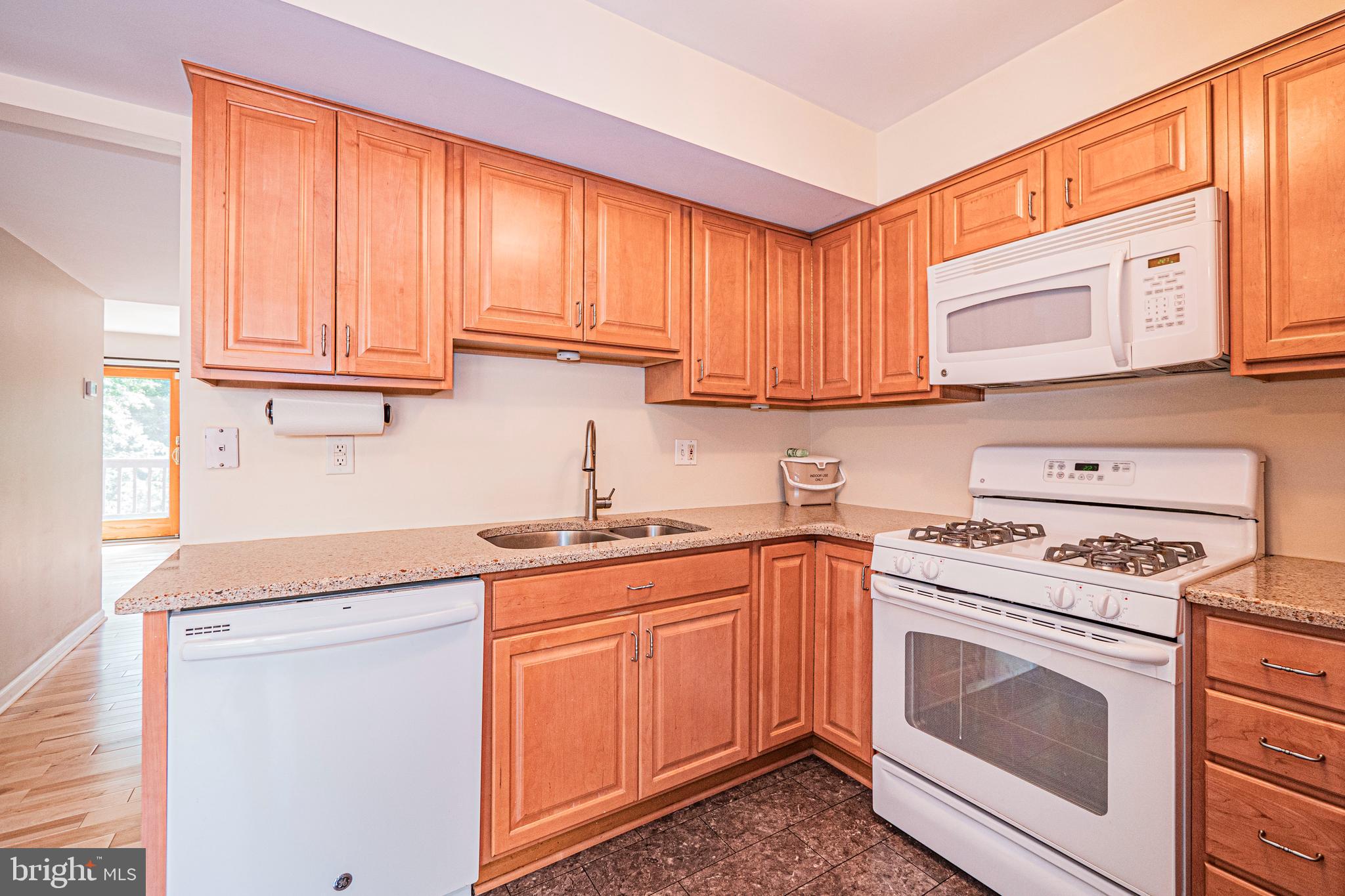 9293 LAPWING COURT