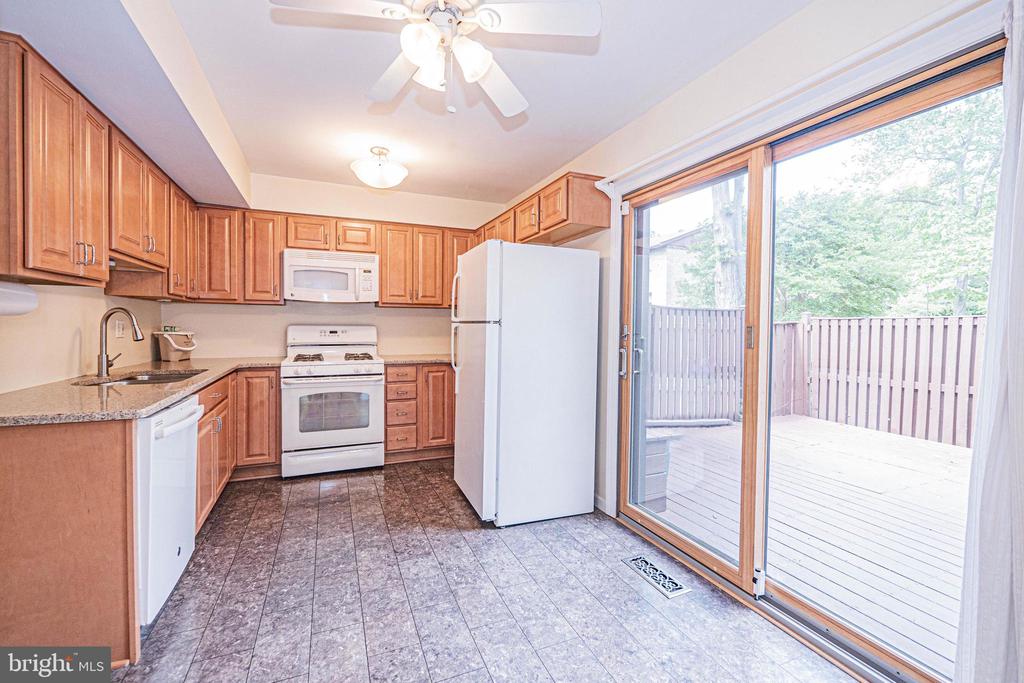 9293 LAPWING COURT
