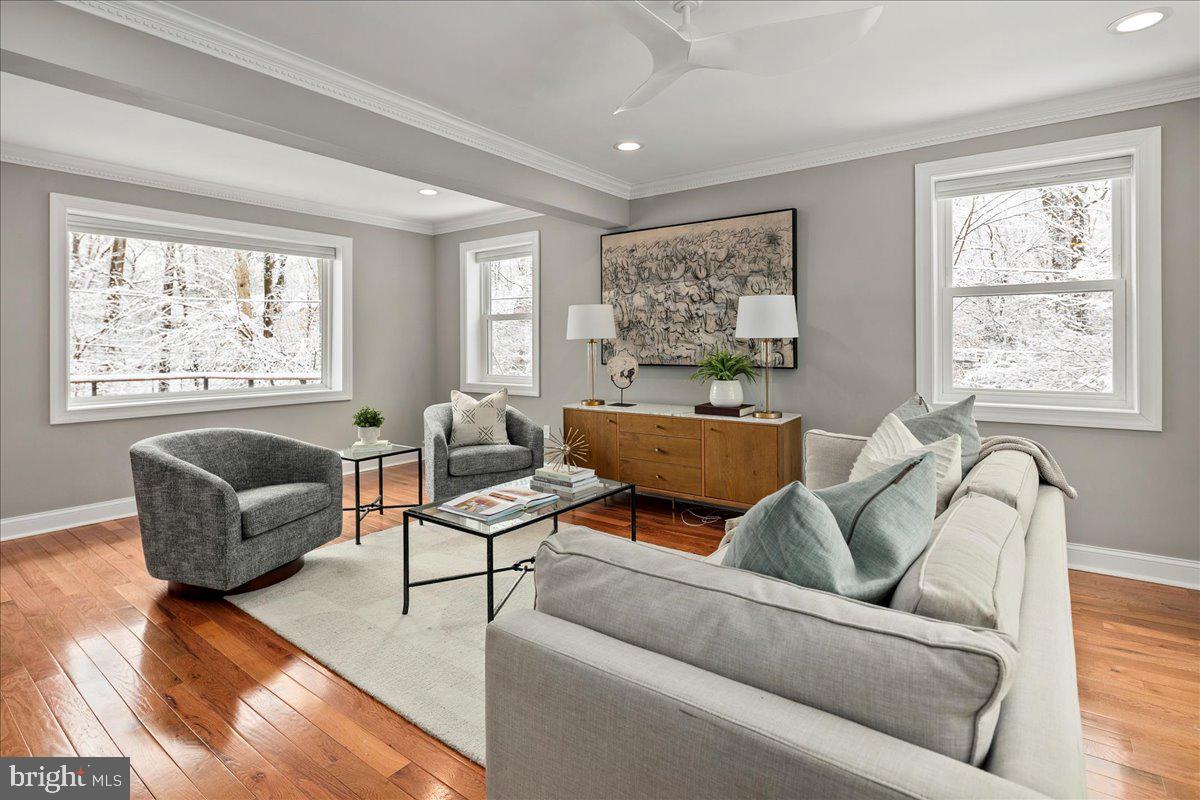 111 SUNNYSIDE ROAD