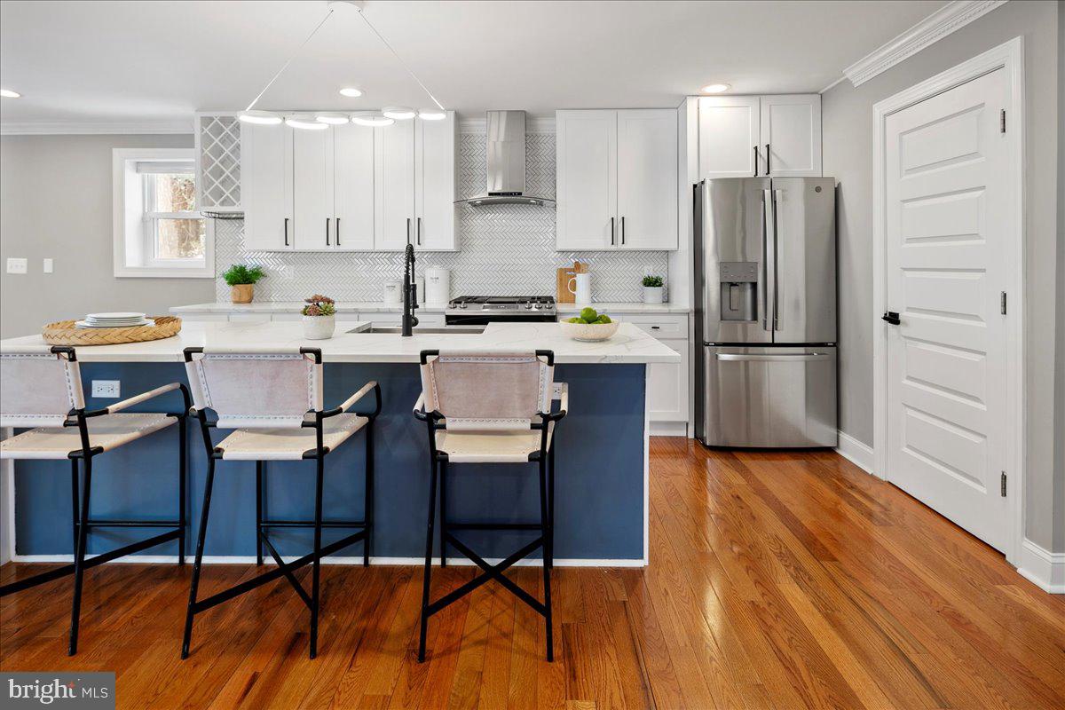 111 SUNNYSIDE ROAD