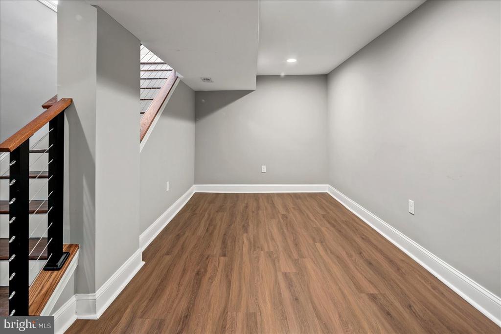 111 SUNNYSIDE ROAD