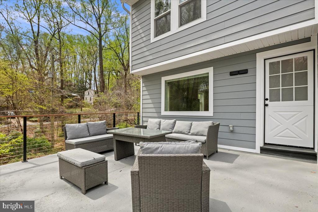 111 SUNNYSIDE ROAD