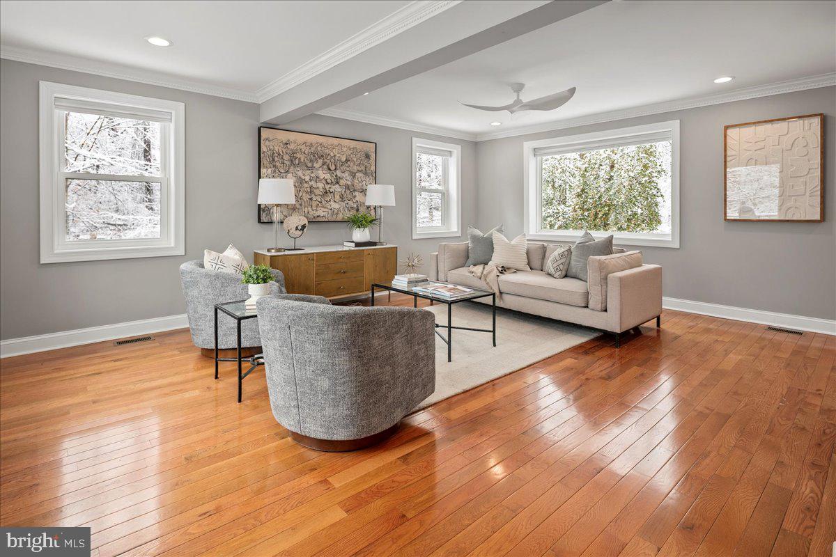 111 SUNNYSIDE ROAD