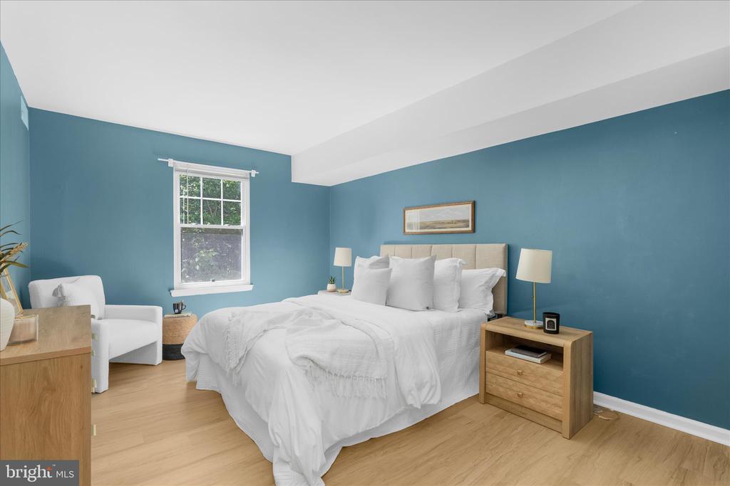 20332 BEACONFIELD TERRACE 20332