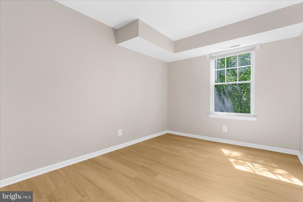 20332 BEACONFIELD TERRACE 20332