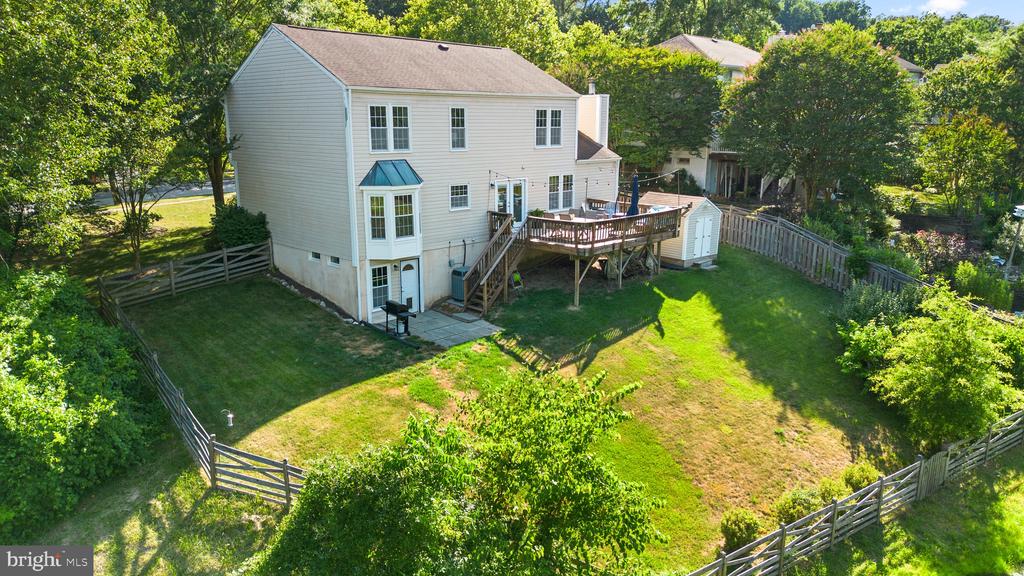 8120 Triple Crown Rd