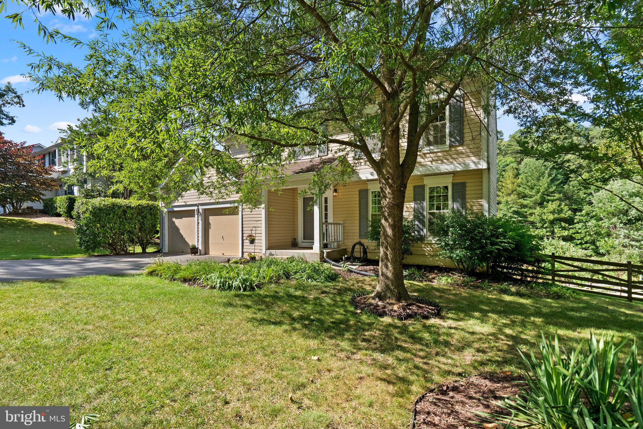 8120 Triple Crown Rd