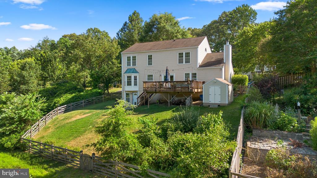 8120 Triple Crown Rd