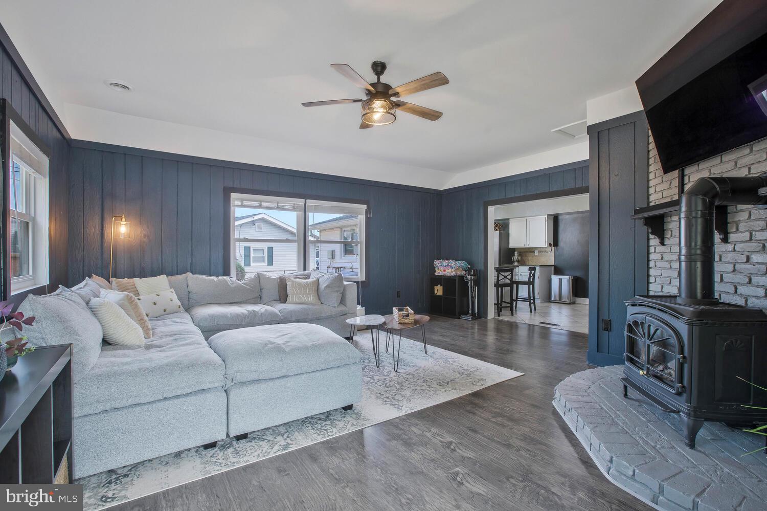 3414 Morlock Ln