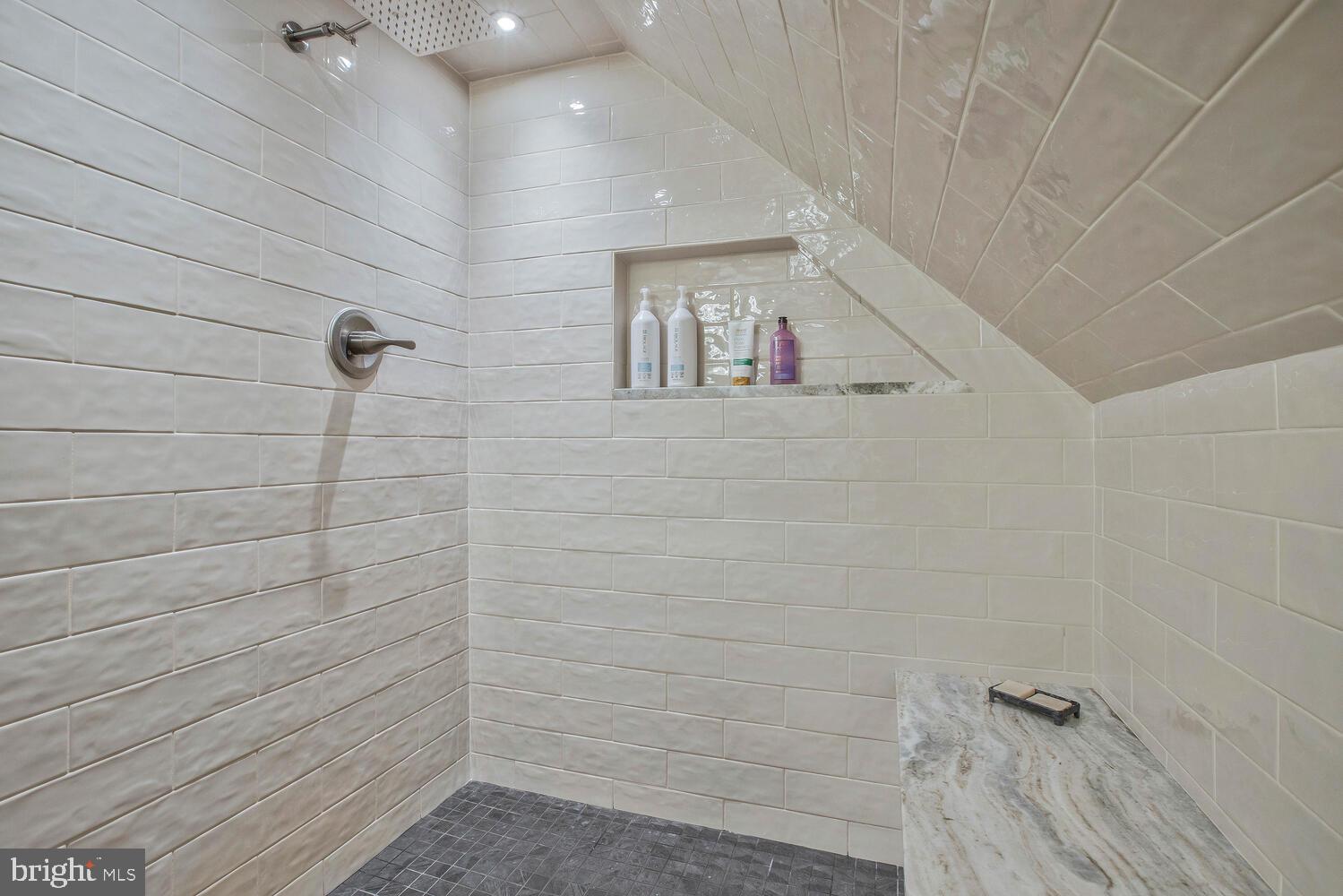 3414 Morlock Ln