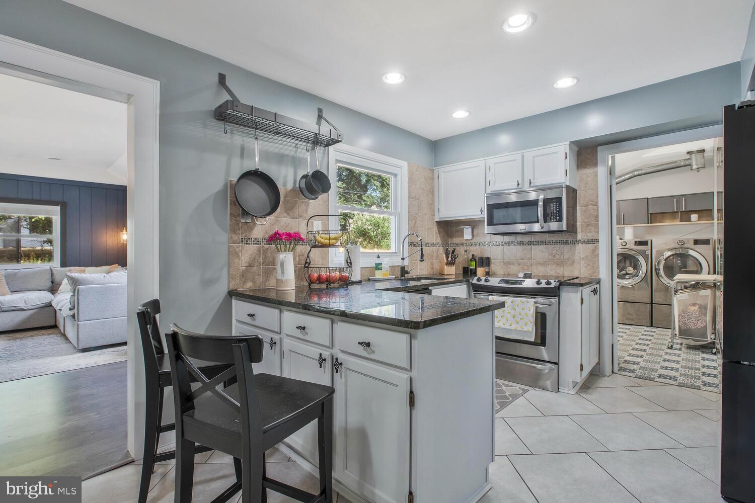 3414 Morlock Ln